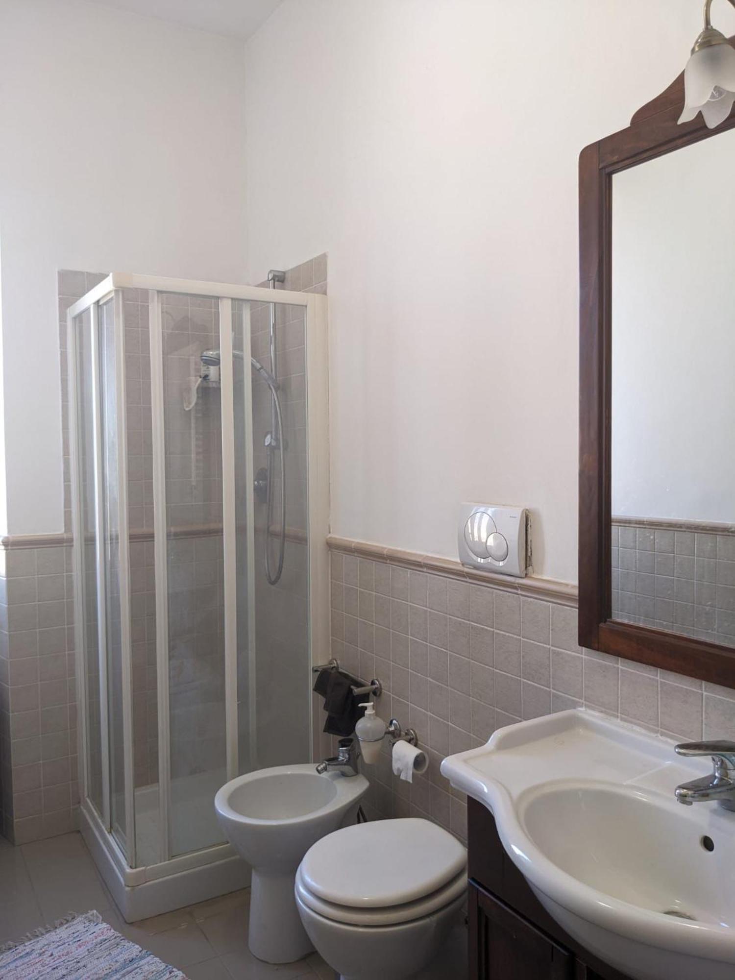 Bed and Breakfast Holiday Colosseum Рим Экстерьер фото