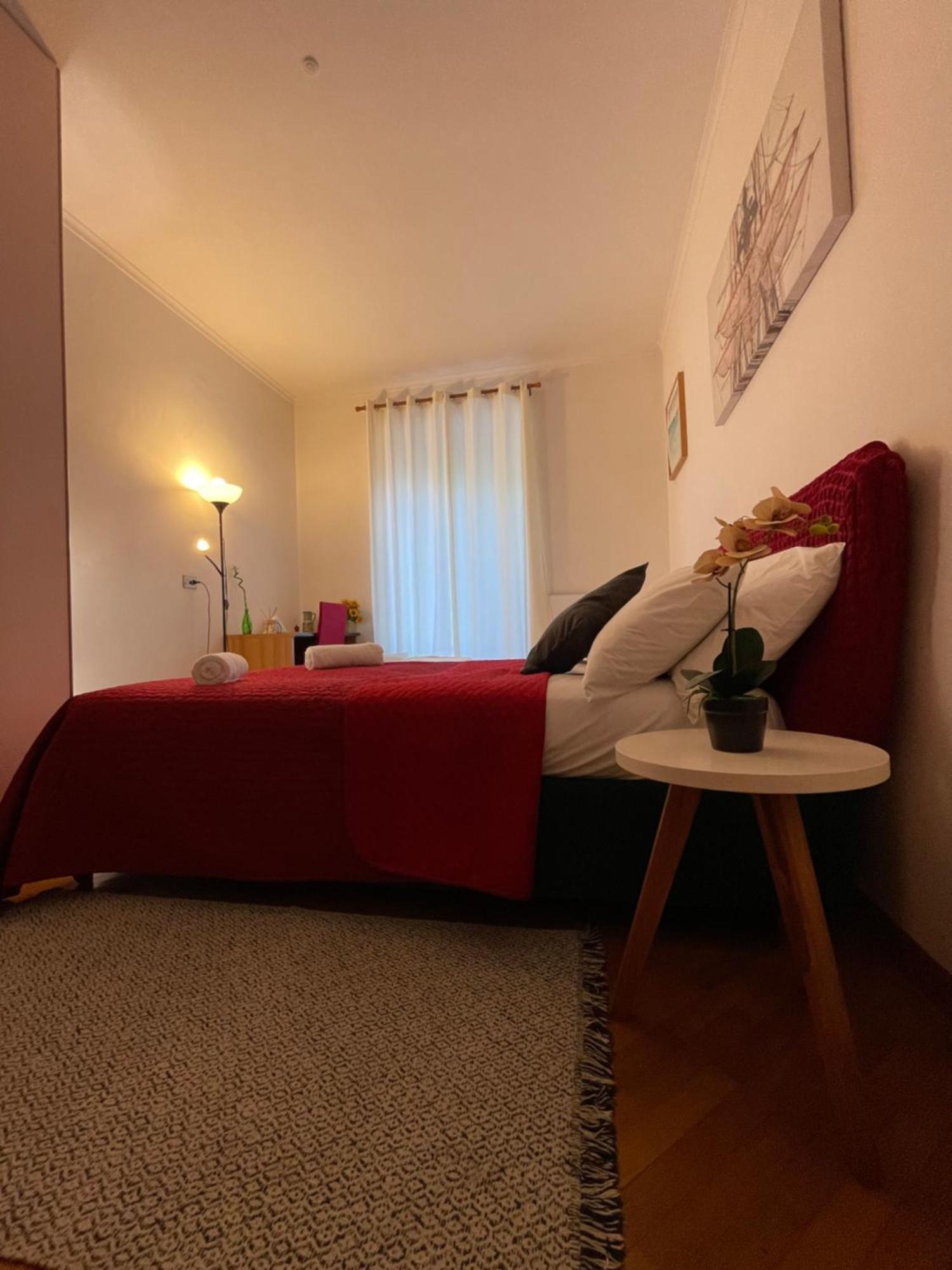 Bed and Breakfast Holiday Colosseum Рим Экстерьер фото